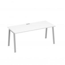Стол письменный на металлокаркасе TRE белый премиум / металлокаркас серый А4 С3 016 БП
