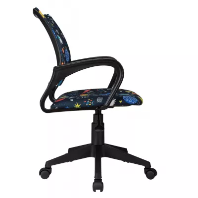 Кресло детское Бюрократ Burokids 1 мультиколор шаттл крестов. пластик пластик черный