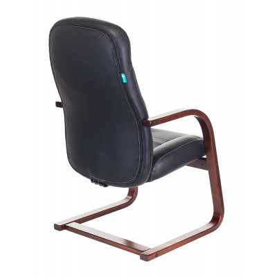 Кресло Бюрократ T-9923WALNUT-AV черный кожа полозья дерево коричневый