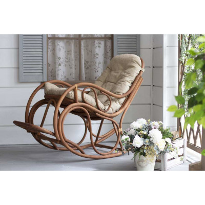 Кресло-качалка из ротанга 05/05, подушка бежевая