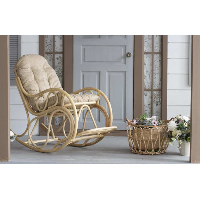 Кресло-качалка из ротанга 05/05, подушка бежевая