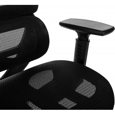 Кресло руководителя Бюрократ 831