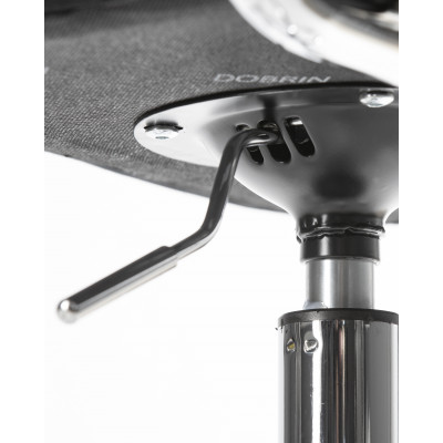 Офисное кресло для персонала DOBRIN TERRY (черный велюр (MJ9-101))