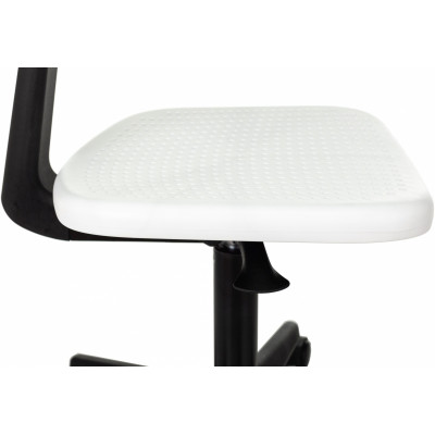 Кресло детское Бюрократ CH 200