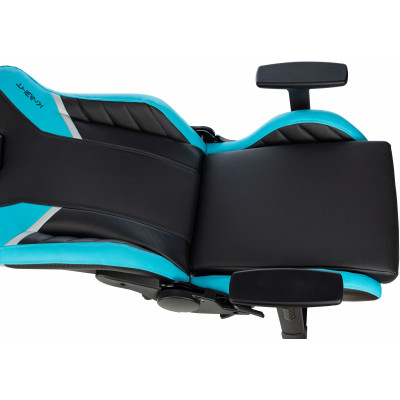 Кресло игровое Knight Thunder 5X черный/голубой